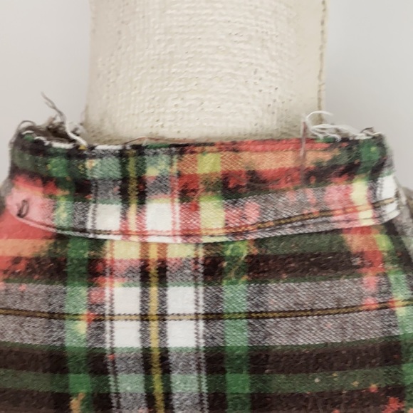 Upcycled and tie dyed flannel vest Size M - Picture 7 of 8